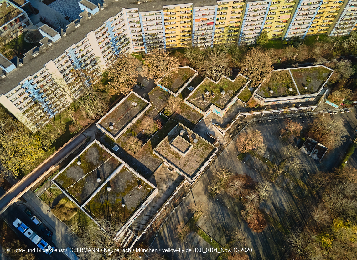 13.11.2020 - die Abrissbaustelle Quiddezentrum in Neuperlach